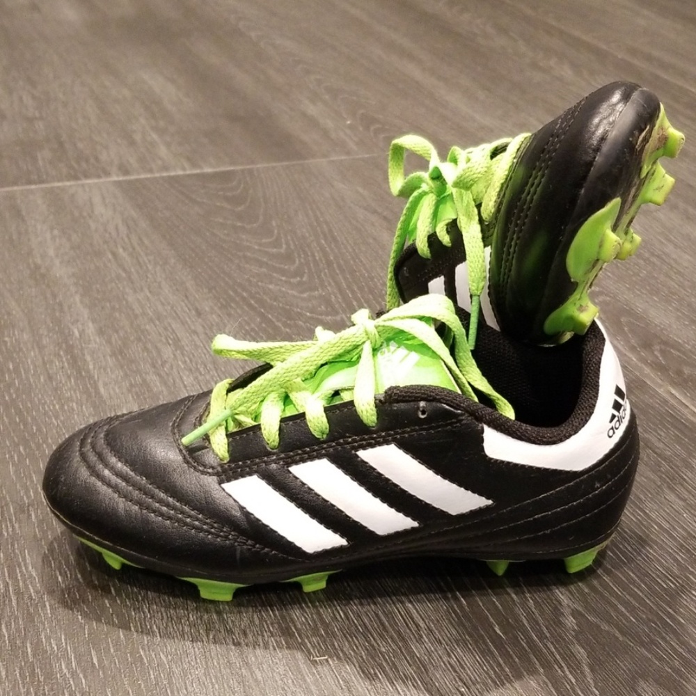 Youth Adidas Soccer Cleats Size 1